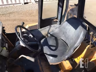Generation-Case 680 Backhoe loaders-interior