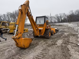 Generation-Case 780 Backhoe loaders-exterior