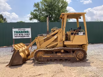 Generation-Cat 933 Crawler loaders-exterior