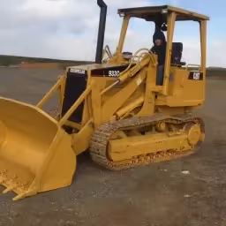 Generation-Cat 933 Crawler loaders-video