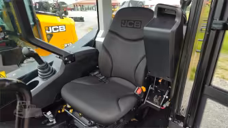 Generation-JCB 215T Compact track loaders-interior