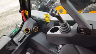 Generation-JCB 215T Compact track loaders-interior