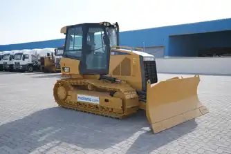 Generation-Cat D5 Crawler dozers-exterior