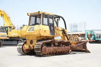 Generation-Cat D7 Crawler dozers-exterior