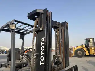 Generation-Toyota 8FBCU Forklifts-attachments