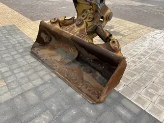 Generation-حفارات بعجلات كاتربيلر M318-attachments