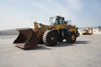 Generation-Komatsu WA500 wheel loaders-exterior