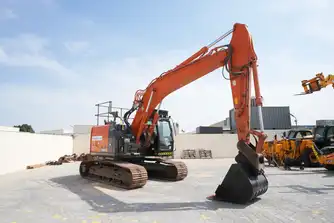 Generation-Hitachi ZX225 Medium excavators-exterior