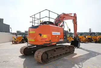 Generation-Hitachi ZX225 Medium excavators-exterior