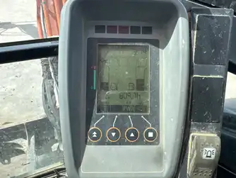 Generation-Hitachi ZX33 Mini excavators-interior