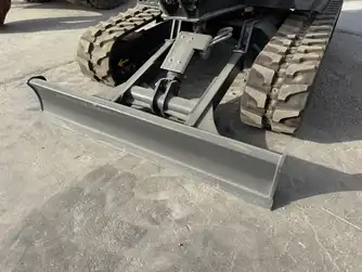 Generation-XCMG XE60 Mini excavators-attachments