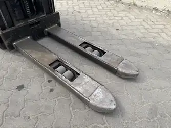 Generation-Toyota Staxio SWE Pallet stackers-attachments