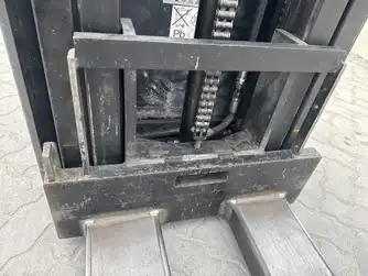 Generation-Toyota Staxio SWE Pallet stackers-attachments
