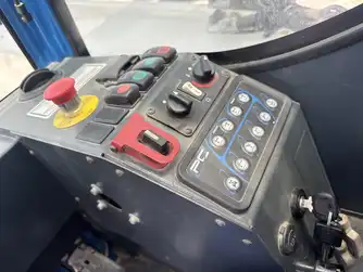 Generation-Manotti-ARM-Rough-terrain-cranes-interior