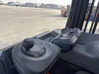 Generation-Toyota Reflex RRE Reach trucks-interior