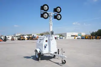 Generation-Hunter-Pro-GLTS4005-Light-towers-exterior