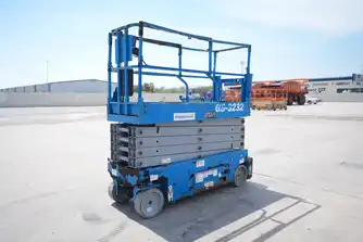 Generation-Genie GS-32 Scissor lifts-exterior