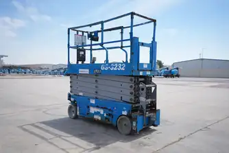 Generation-Genie GS-32 Scissor lifts-exterior