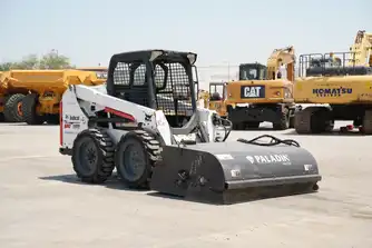 Generation-Bobcat S550 Skid steer loaders-exterior