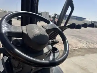 Generation-Toyota--8FDU-Forklifts-interior