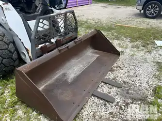 Generation-Bobcat-S850-Skid-steer-loaders-attachments