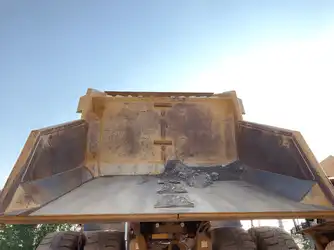 Generation-XCMG-XDE-Off-highway-trucks-attachments