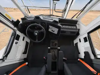 Generation-Liebherr--T284-Off-highway-trucks-interior