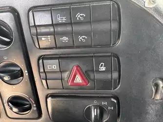 Generation-Mercedes-Benz-Actros-tipper-Tipper-trucks-interior