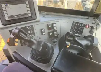 Generation-Cat D9 Crawler dozers-interior