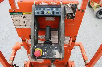 Generation-JLG 2632 Scissor lifts-interior