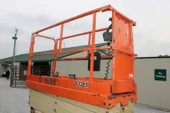 Generation-JLG 2632 Scissor lifts-attachments