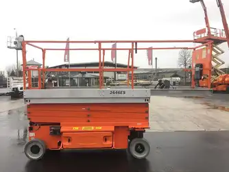 Generation-JLG 2646 Scissor lifts-attachments