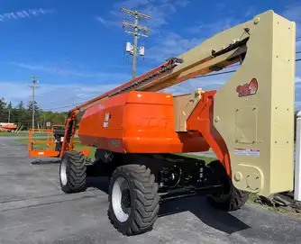 Generation-JLG 800 Boom lifts-exterior
