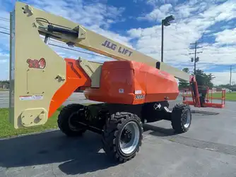 Generation-JLG 800 Boom lifts-exterior