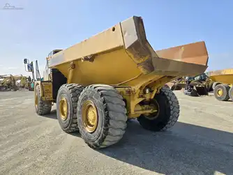 Generation-Cat 725 Articulated dump trucks-exterior