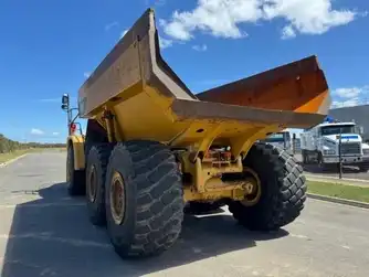 Generation-Cat 740 Articulated dump trucks-exterior