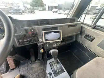Generation-Komatsu HD465 Off-highway trucks-interior