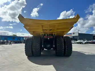 Generation-Komatsu HD465 Off-highway trucks-attachments