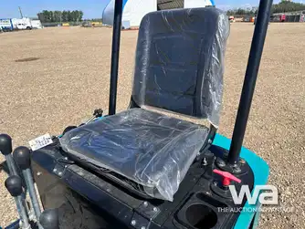 Generation-AGT FF12 Mini excavators-interior