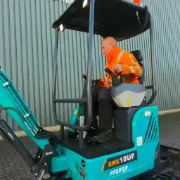 Generation-Sunward SWE18 Mini excavators-video