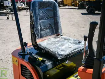 Generation-AGT QH12 Mini excavators-interior
