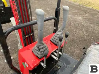 Generation-VICSEC VC13 Mini excavators-interior