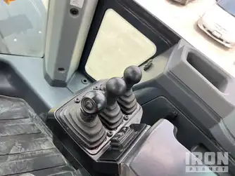 Generation-John Deere 644 Wheel loaders-interior