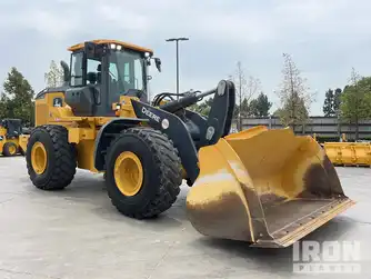 Generation-John Deere 644 Wheel loaders-exterior