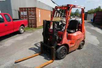 Generation-Toyota 7FGCU25 Forklifts-exterior