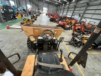 Generation-Ausa D1000 Dumpers-interior