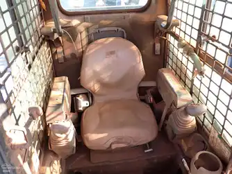 Generation-Bobcat S630 Skid steer loaders-interior