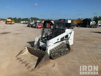 Generation-Bobcat T450 Compact track loaders-exterior