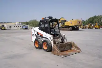 Generation-Bobcat S450 Skid steer loaders-exterior