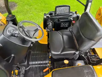 Generation-John deere 110 Backhoe loaders-interior